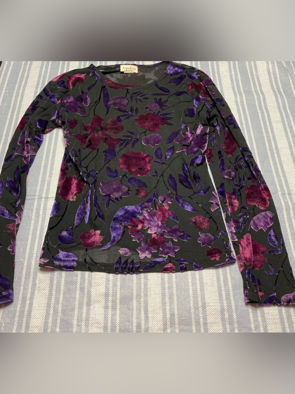 Jonden by Linda Leal sheer, long sleeved Vintage top.